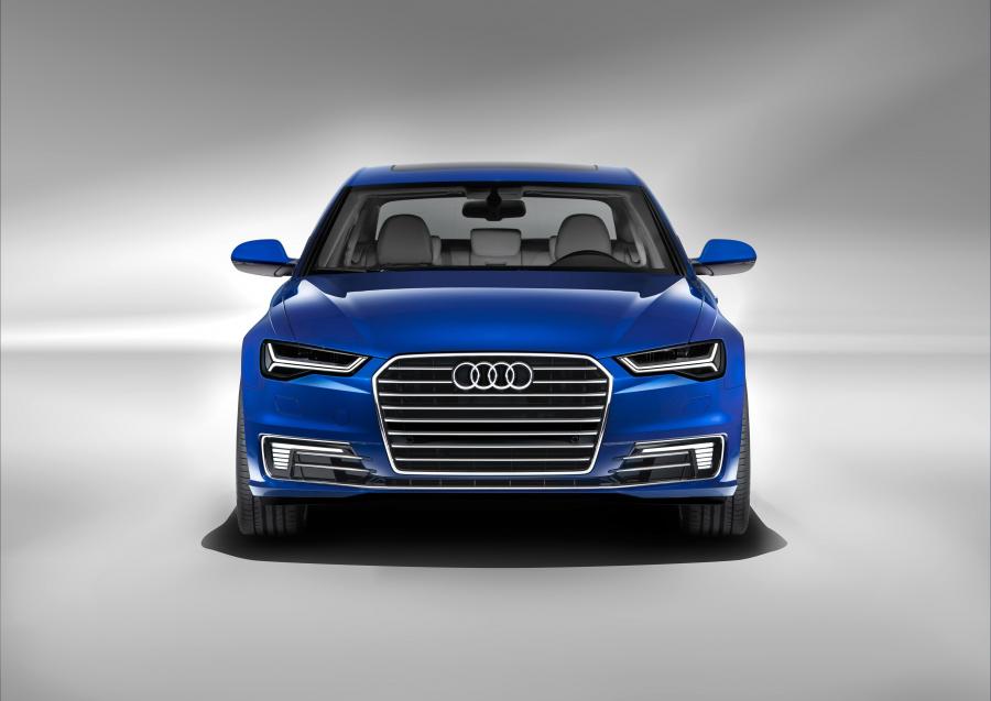  Audi A6 L 40 e-tron (4G, C7) 2016 года  (фото 13 из 32)